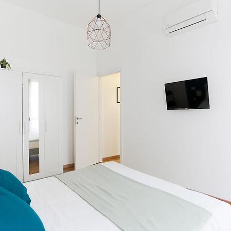 The Best Rent - Cozy Two-Bedroom Apartment Near Colonne S Lorenzo Milan Extérieur photo