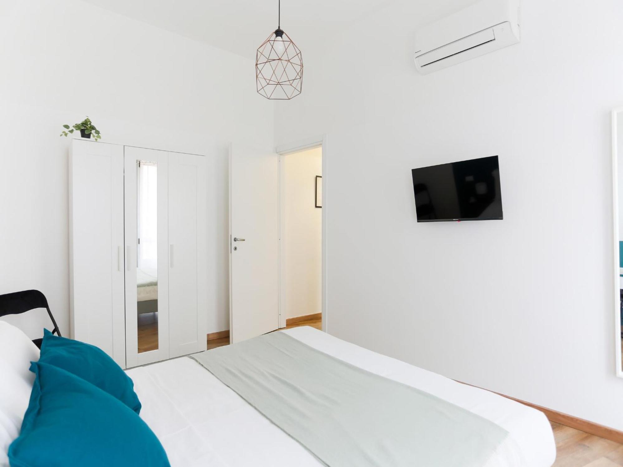 The Best Rent - Cozy Two-Bedroom Apartment Near Colonne S Lorenzo Milan Extérieur photo