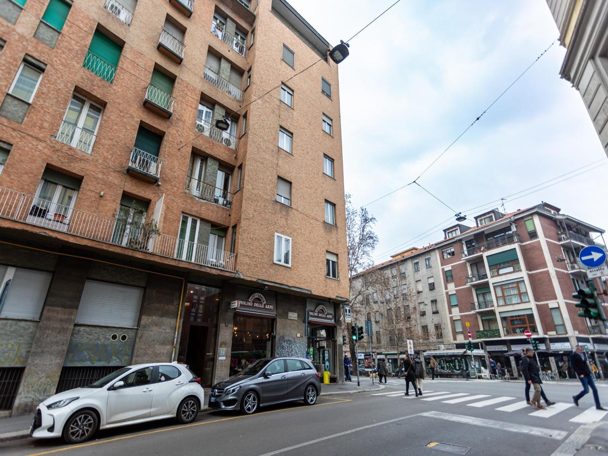 The Best Rent - Cozy Two-Bedroom Apartment Near Colonne S Lorenzo Milan Extérieur photo